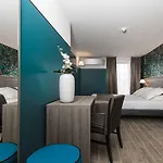 Unique Et Résidence 4* Saint-Raphaël
