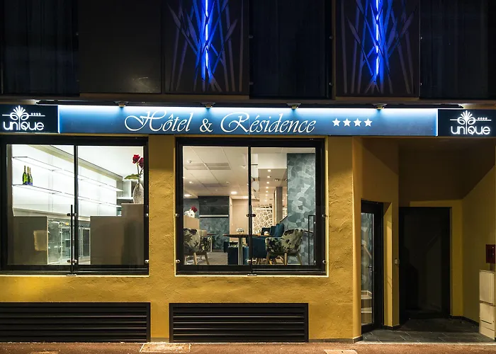 Hotel Unique &