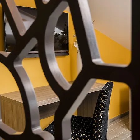 Unique & Saint-Raphaël