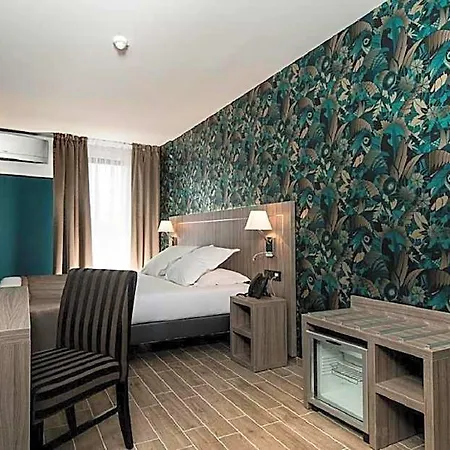 Unique Et Résidence Hotel Saint-Raphaël