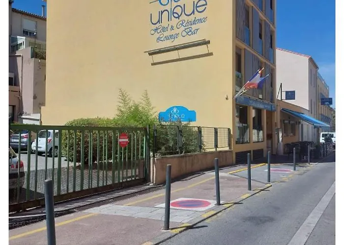 فندق Unique &
