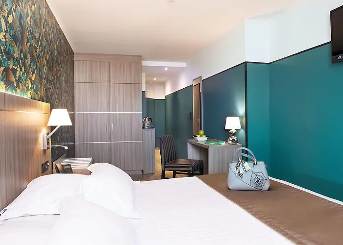 Unique & 4* Saint-Raphaël